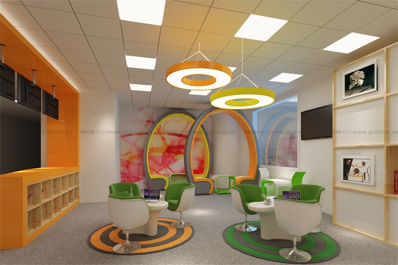 辦公室設計平面圖中，儲物空間的配置應如何規劃？