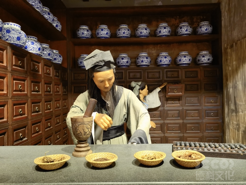 復古文化館展館裝修如何選擇合適的復古風格畫框?